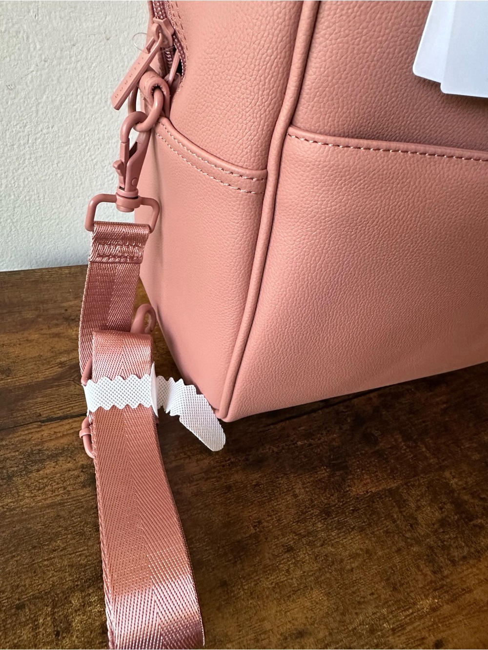 Bugatti Lagos Pink Duffle Bag Weekender with Crossbody Strap Faux Leather NWT - Picture 4 of 10